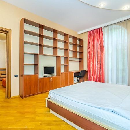 Ferienwohnung Vip Apartamen Nizami Street Baku Exterior foto