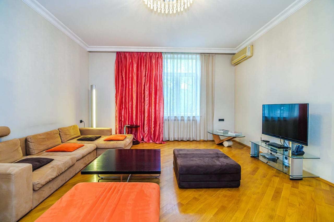 Ferienwohnung Vip Apartamen Nizami Street Baku Exterior foto