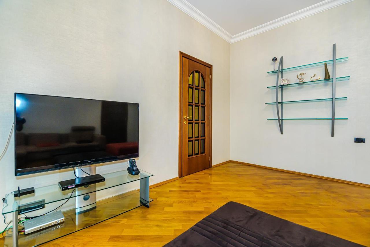 Ferienwohnung Vip Apartamen Nizami Street Baku Exterior foto