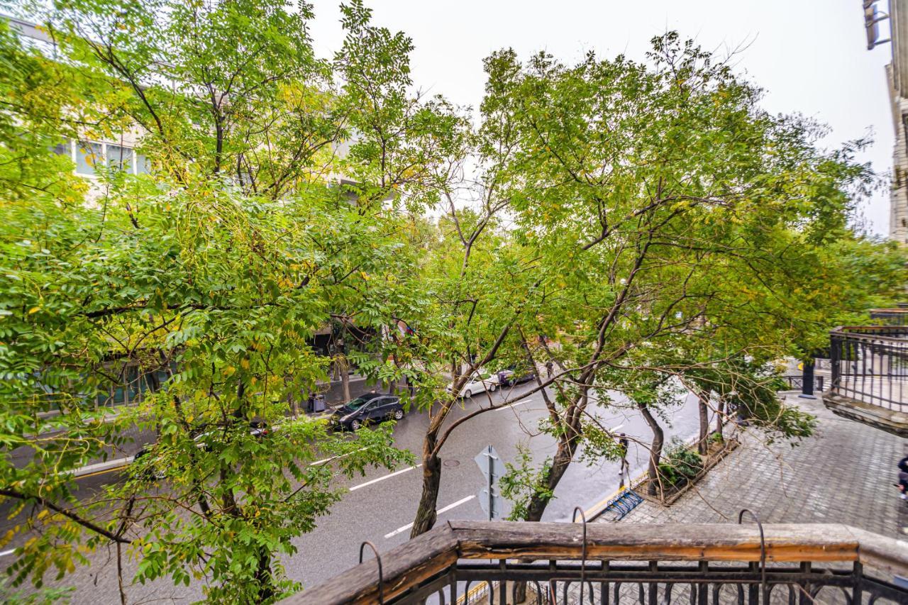 Ferienwohnung Vip Apartamen Nizami Street Baku Exterior foto